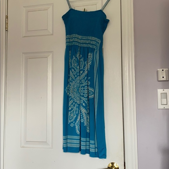Blue beach dress - Picture 1 of 3